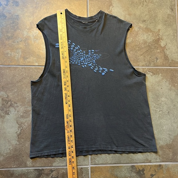 Vintage Late 90s Y2K Nike Black Cut Off Tank Top with Blue Graphic - Picture 5 of 7